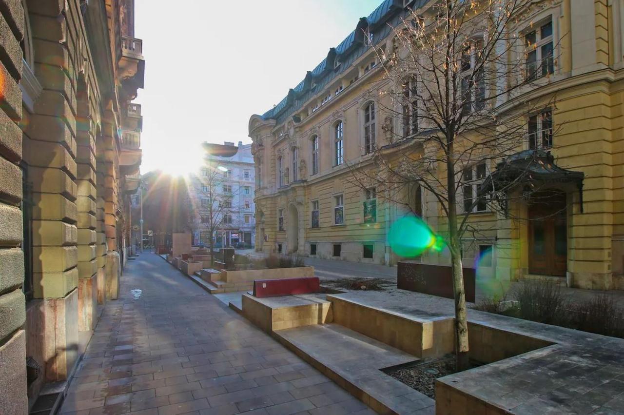 Cosy Cottage - Cheerful Apartment In The Center Budapest Esterno foto